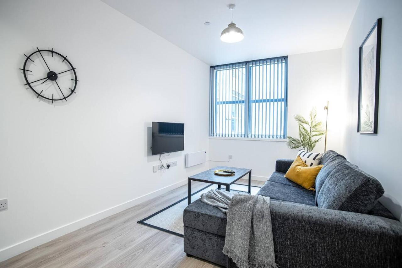 Bayard Apartments - 2 Bed Apartment Contractors Welcome Peterborough Dış mekan fotoğraf